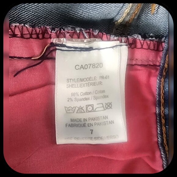 POWDER ROOM || Womens Stretch Jean Shorts (SIZE 7) - Picture 6 of 6